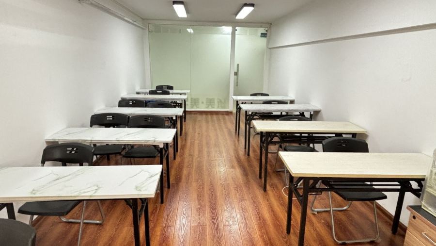 玩美化妆学校教学环境好吗？